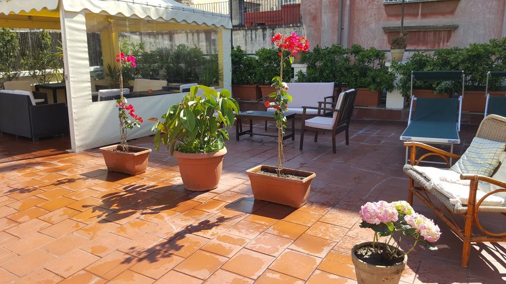 B&B Soriano44 Naples Exterior photo