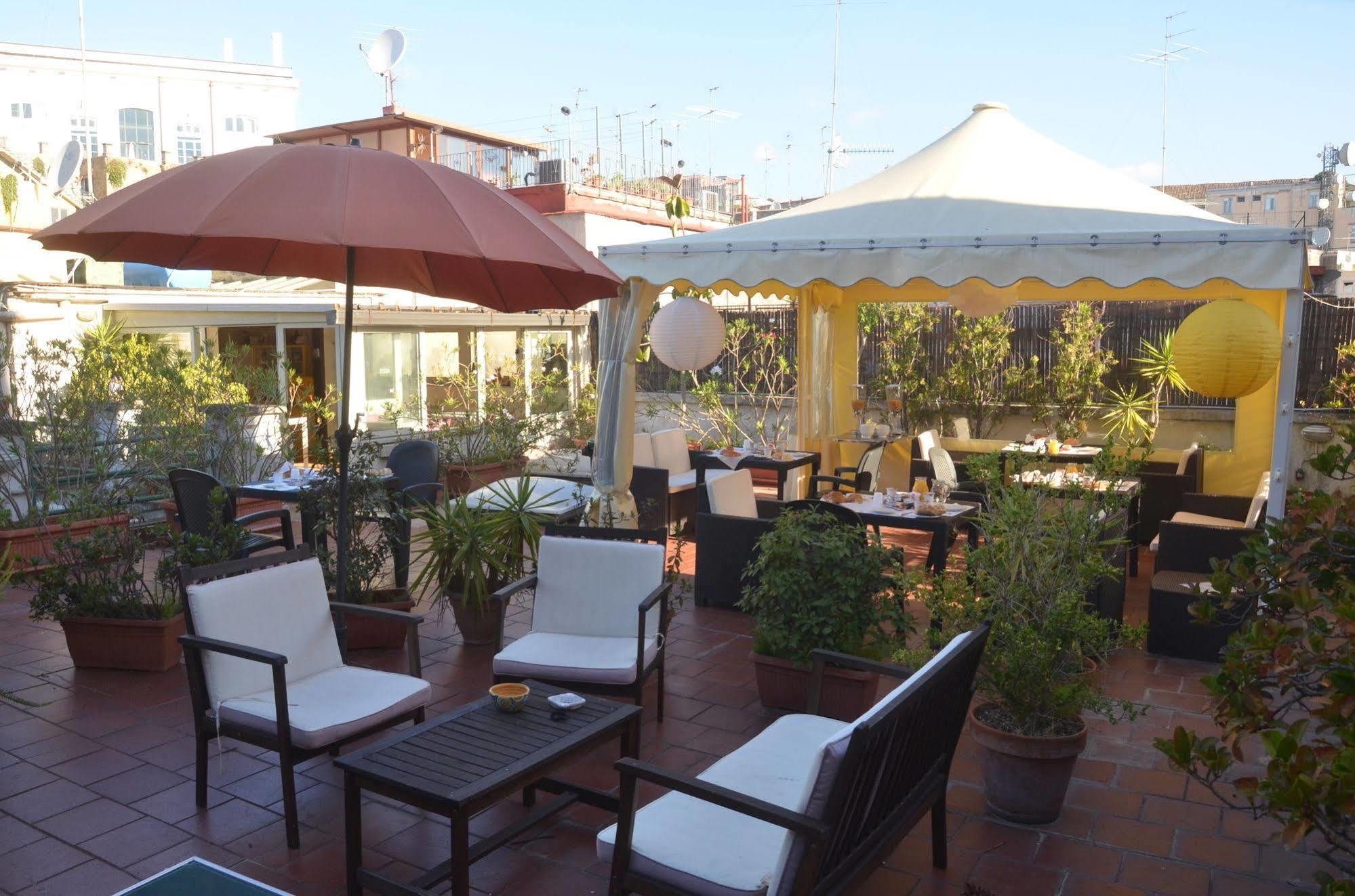 B&B Soriano44 Naples Exterior photo
