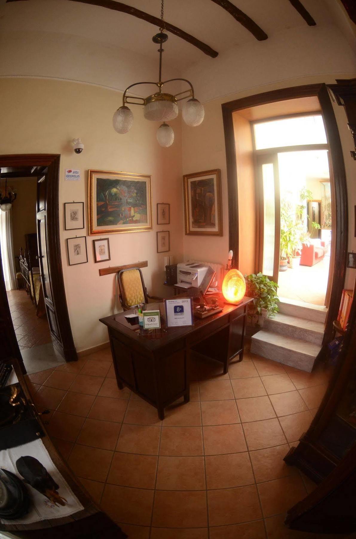 B&B Soriano44 Naples Exterior photo