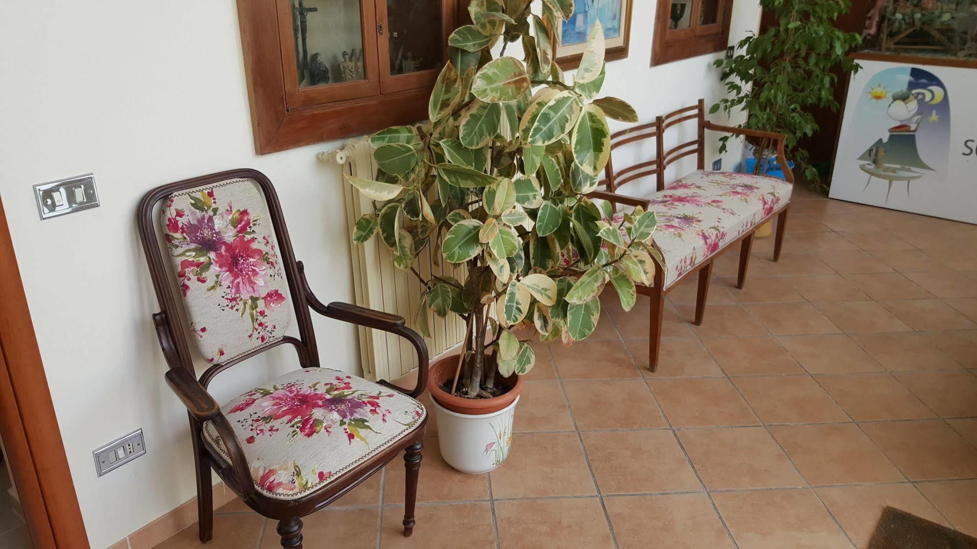B&B Soriano44 Naples Exterior photo
