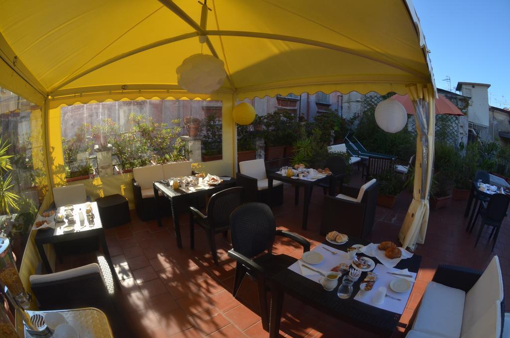 B&B Soriano44 Naples Exterior photo
